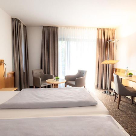Parkhotel Нюмбрехт Экстерьер фото