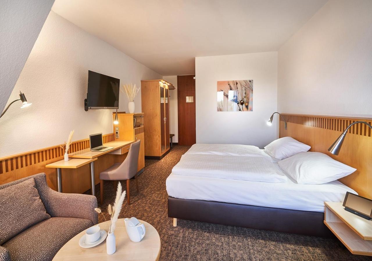 Parkhotel Нюмбрехт Экстерьер фото