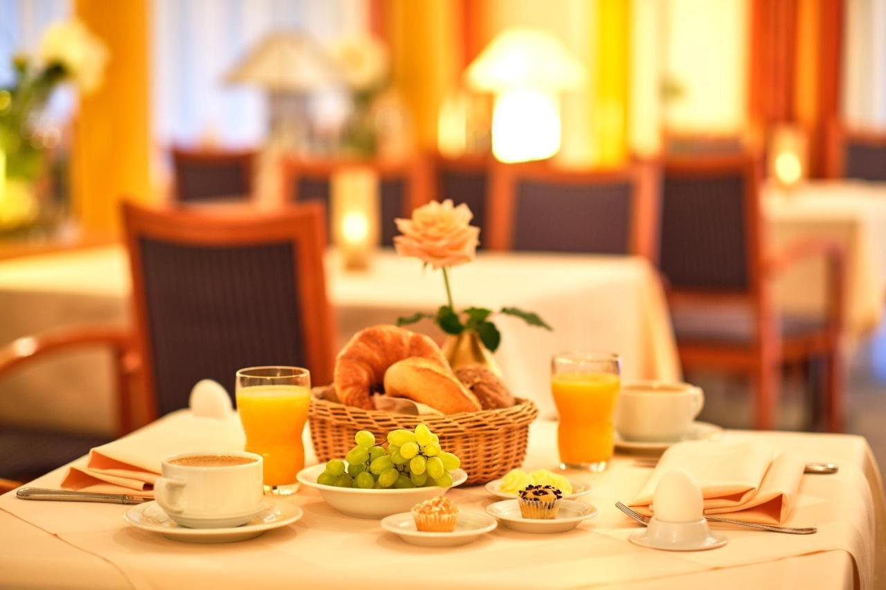 Parkhotel Нюмбрехт Экстерьер фото